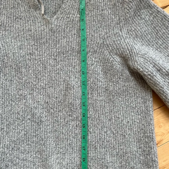 COS soft woollen crop sweater - Picture 4 of 5